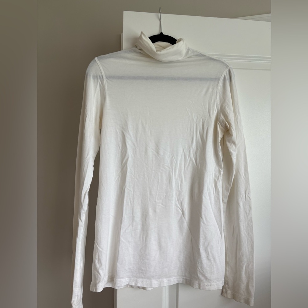 Vince White Essential Long Sleeve Turtleneck